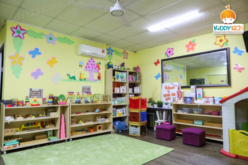 Orange Montessori Kidz, Seri Kembangan