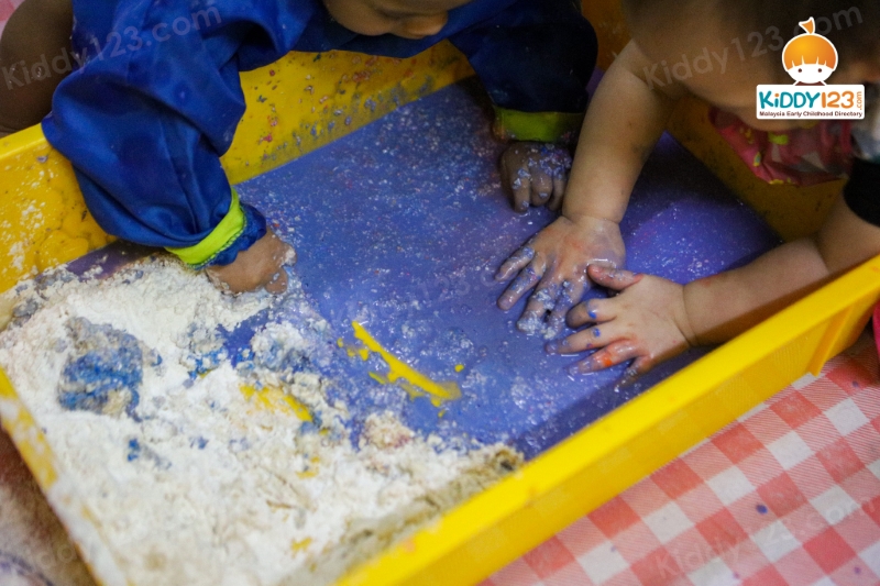 Orange Montessori Kidz, Seri Kembangan