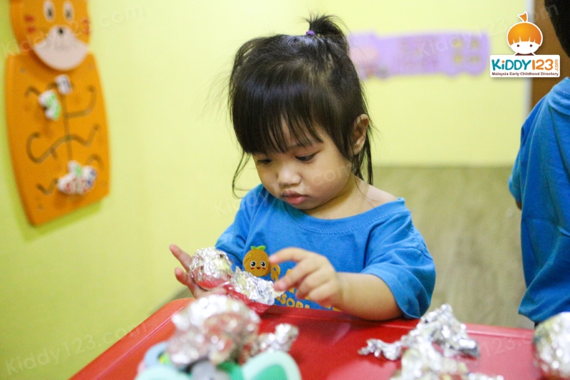 Orange Montessori Kidz, Seri Kembangan