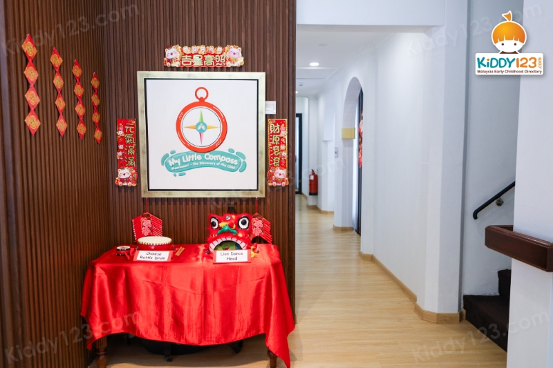 My Little Compass, Bangsar