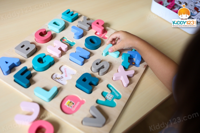 My Little Compass, Bangsar