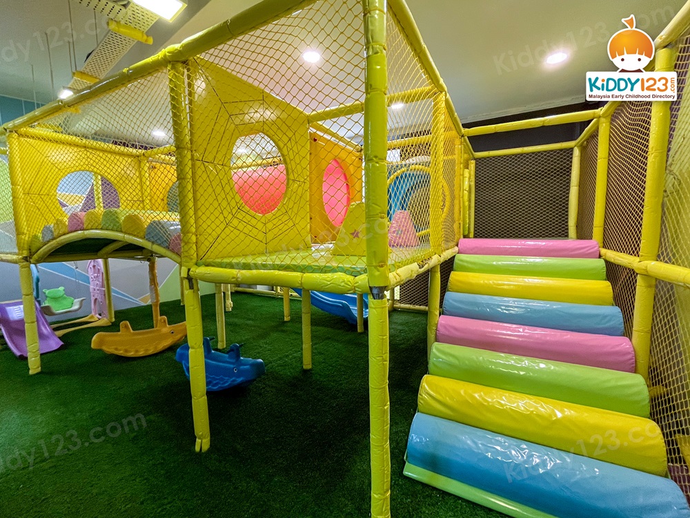 3Q Signature Atmosphere, Taman Equine, Seri Kembangan