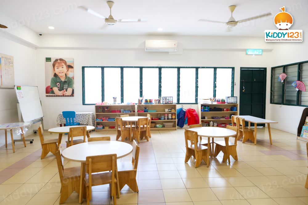 Small Wonder Malaysia, Taman OUG (Junior & Senior)