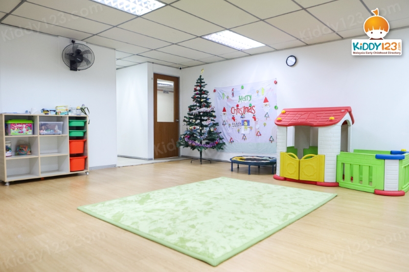 Orange Montessori Kidz, USJ Taipan