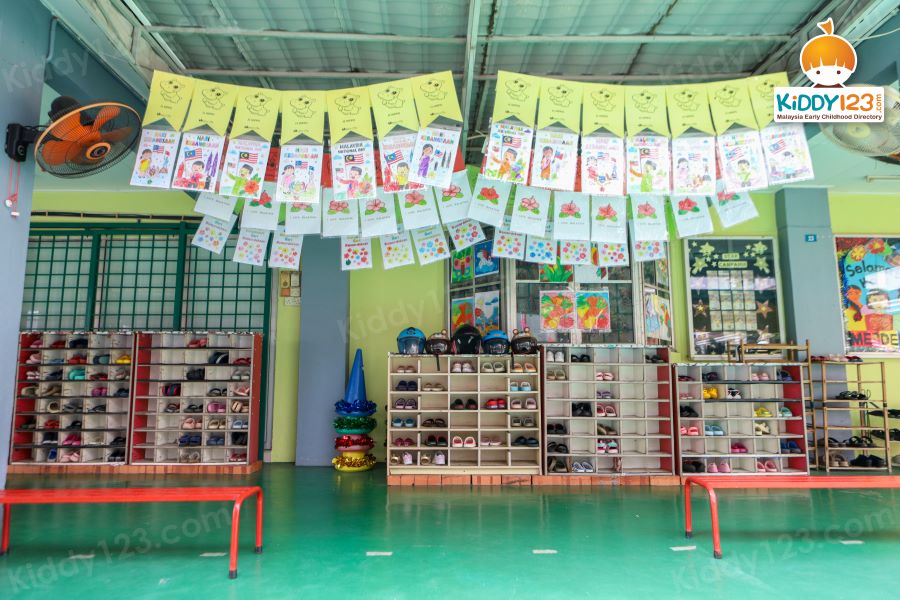 Apple King – Main Centre, Sungai Chua (Tadika Epal Besar)