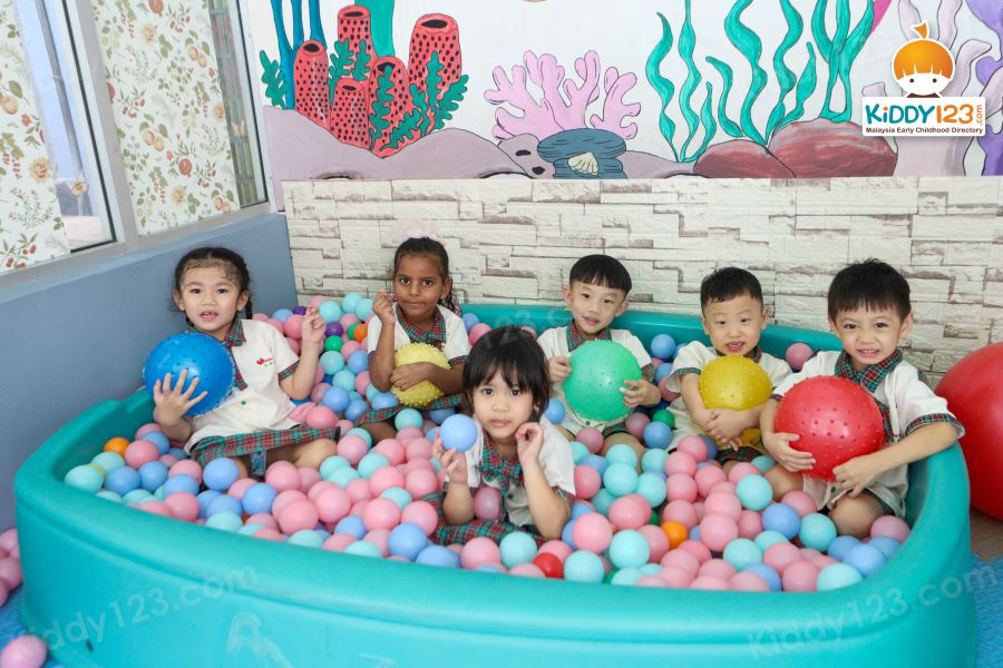 Apple King – Main Centre, Sungai Chua (Tadika Epal Besar)