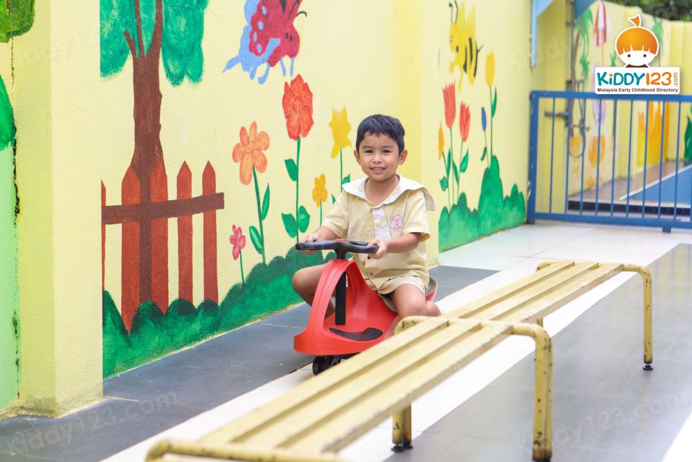 Tadika Hati Ria, Puncak Jalil