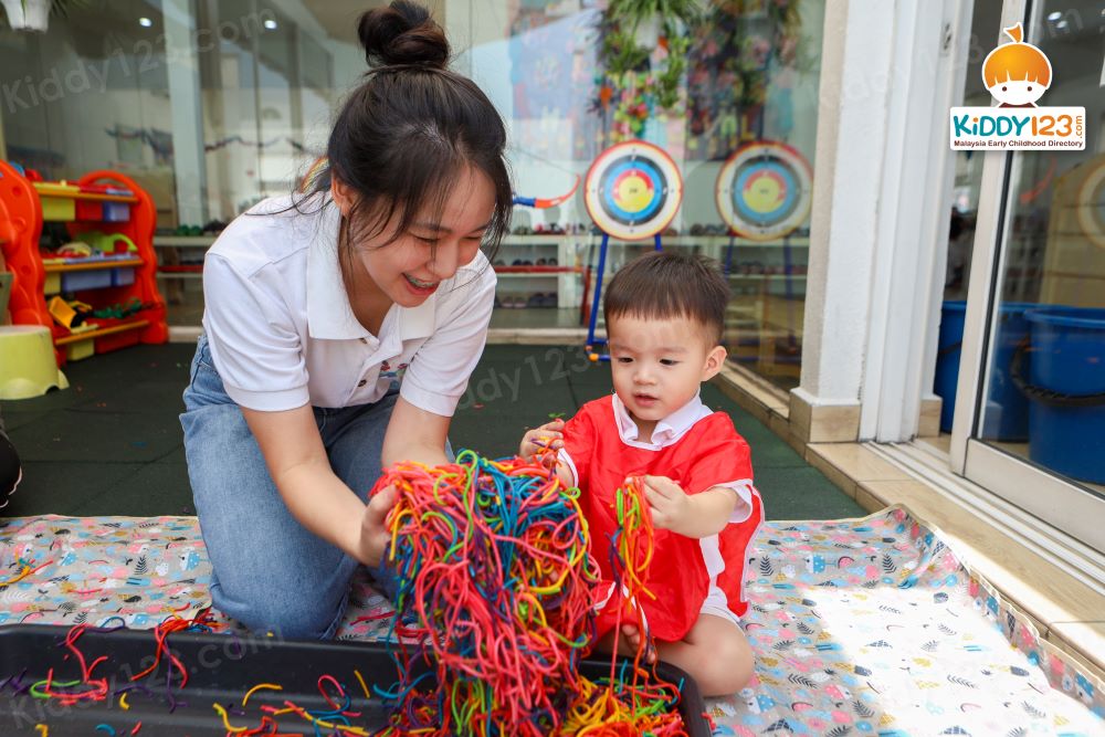 Rise N Shine Childcare Centre, SS2