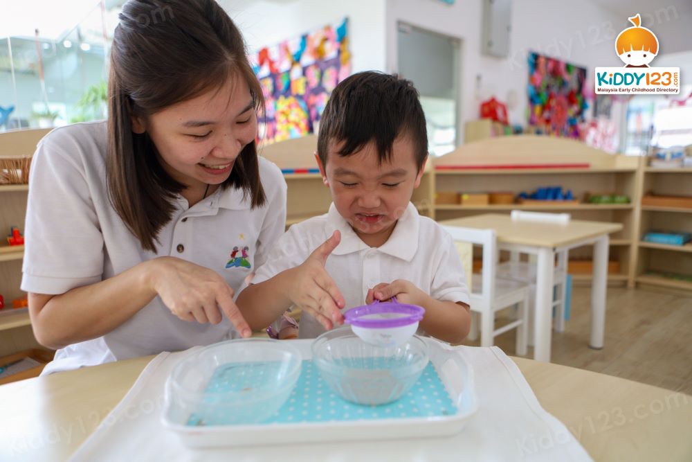 Rise N Shine Childcare Centre, SS2