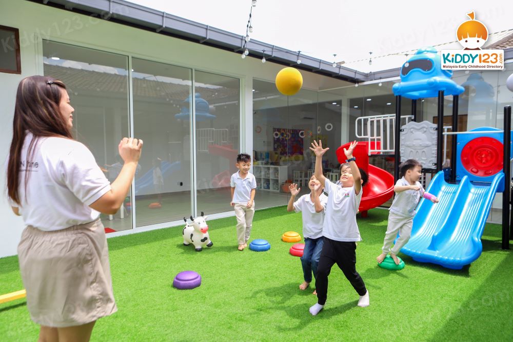 Rise N Shine Childcare Centre, SS2