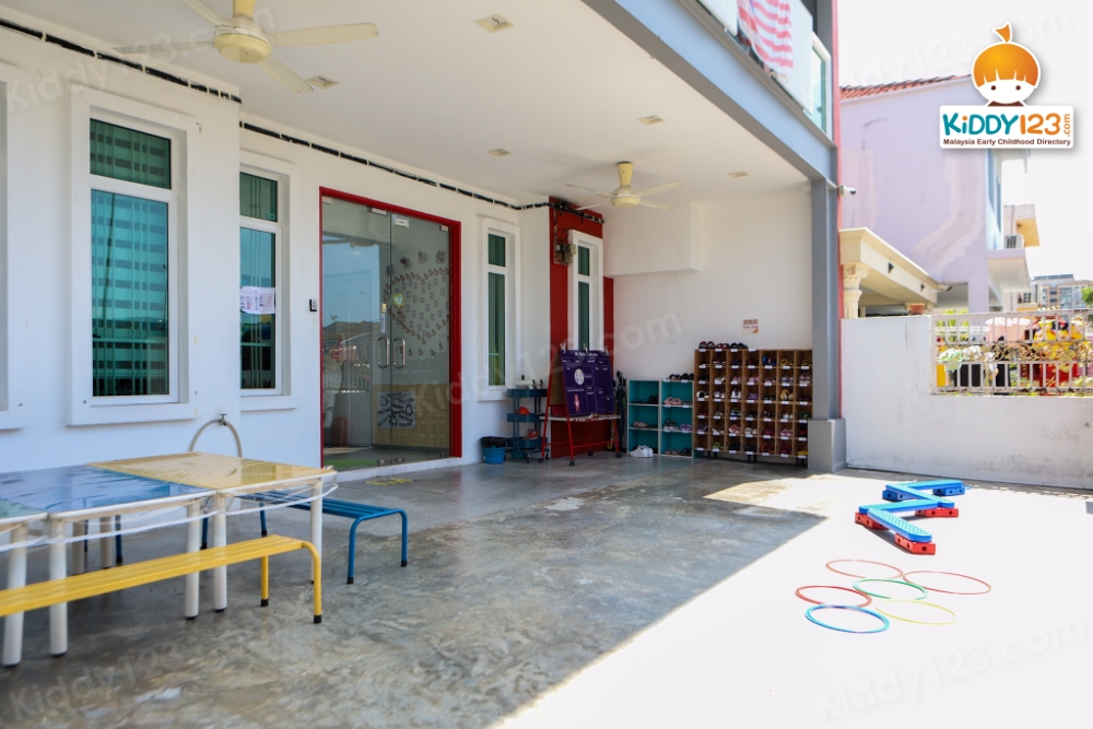Kingsbee Preschool, Pandan Indah