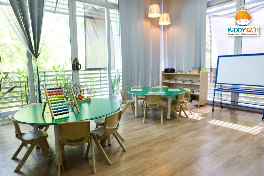 Little Oak Tree, Bukit Jelutong, Shah Alam