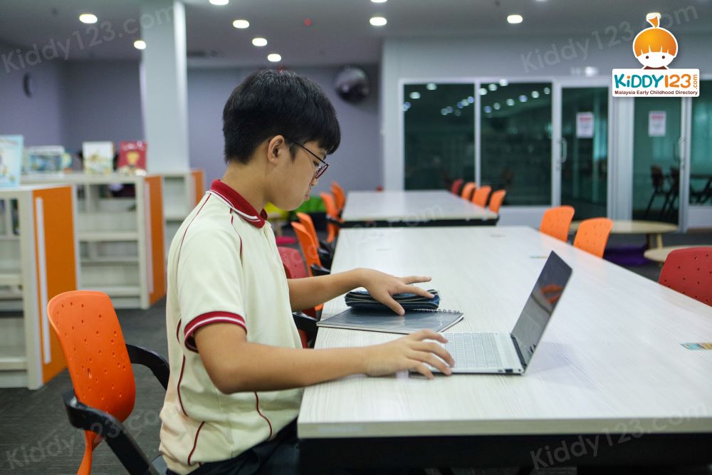 Sri Bestari International School (Primary & Secondary), Bandar Sri Damansara