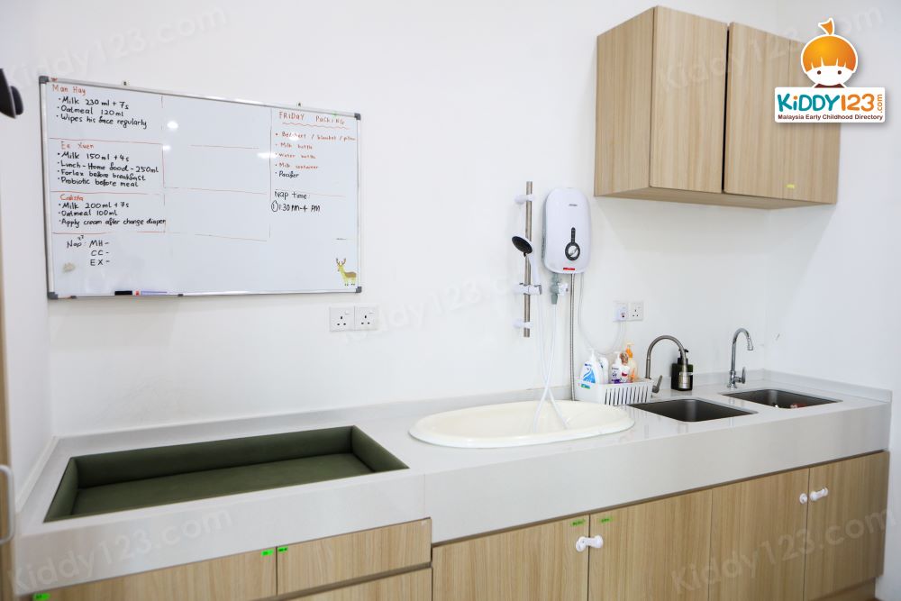 AZ Nursery & Preschool, Bloomsvale Old Klang Road