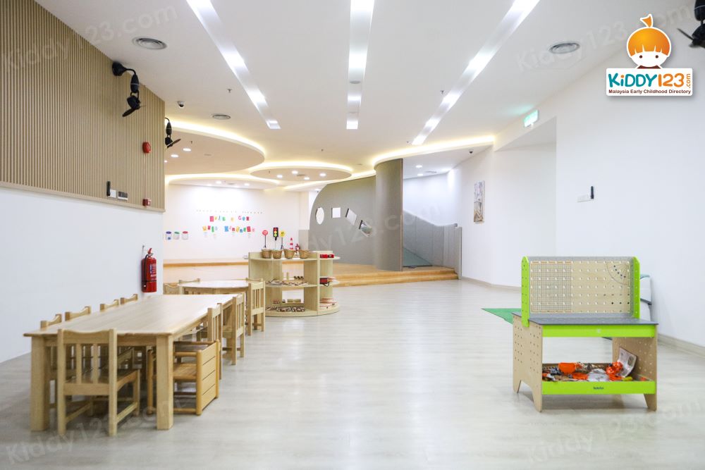 AZ Nursery & Preschool, Bloomsvale Old Klang Road