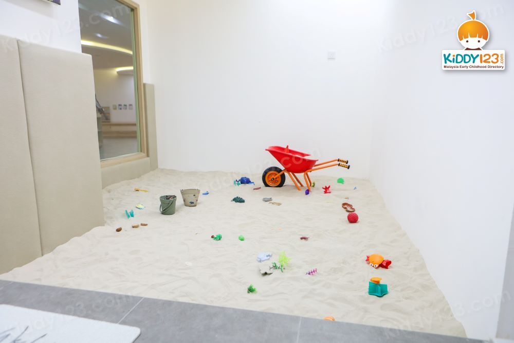 AZ Nursery & Preschool, Bloomsvale Old Klang Road