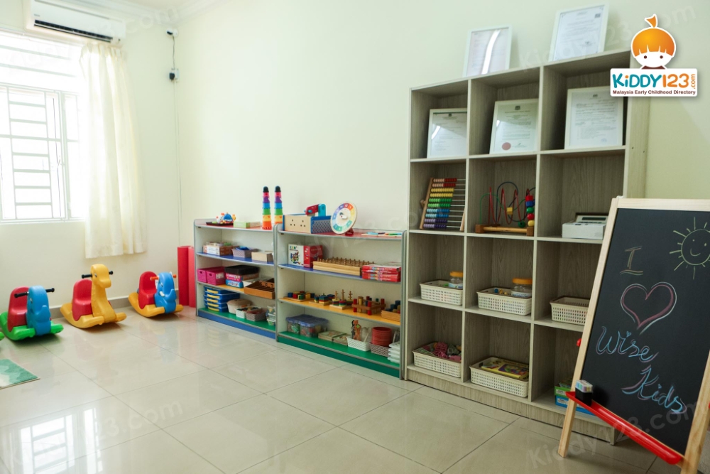 Wise Kids Kindergarten (Tadika Kenari Cerdik), Bayan Lepas