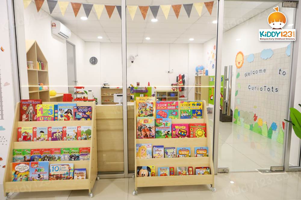 CurioTots, Cheras