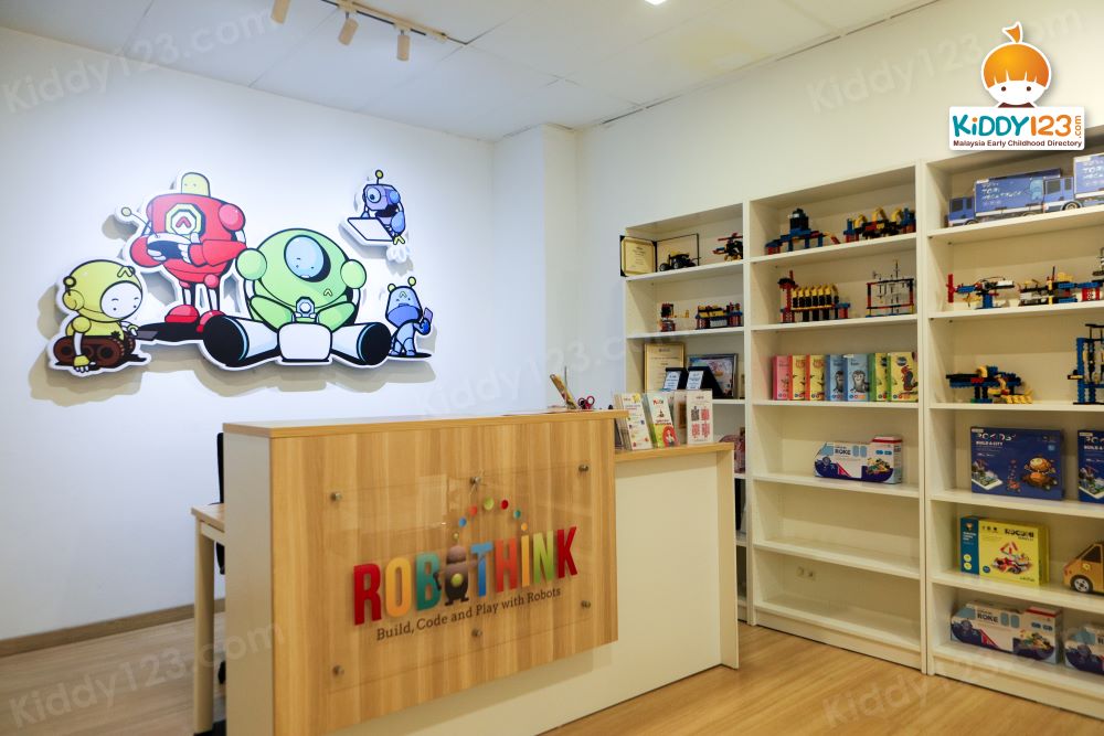 RoboThink, Bandar Utama