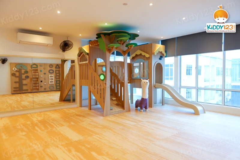 Kidskool Preschool & Infant Care Centre, Taman Equine, Seri Kembangan