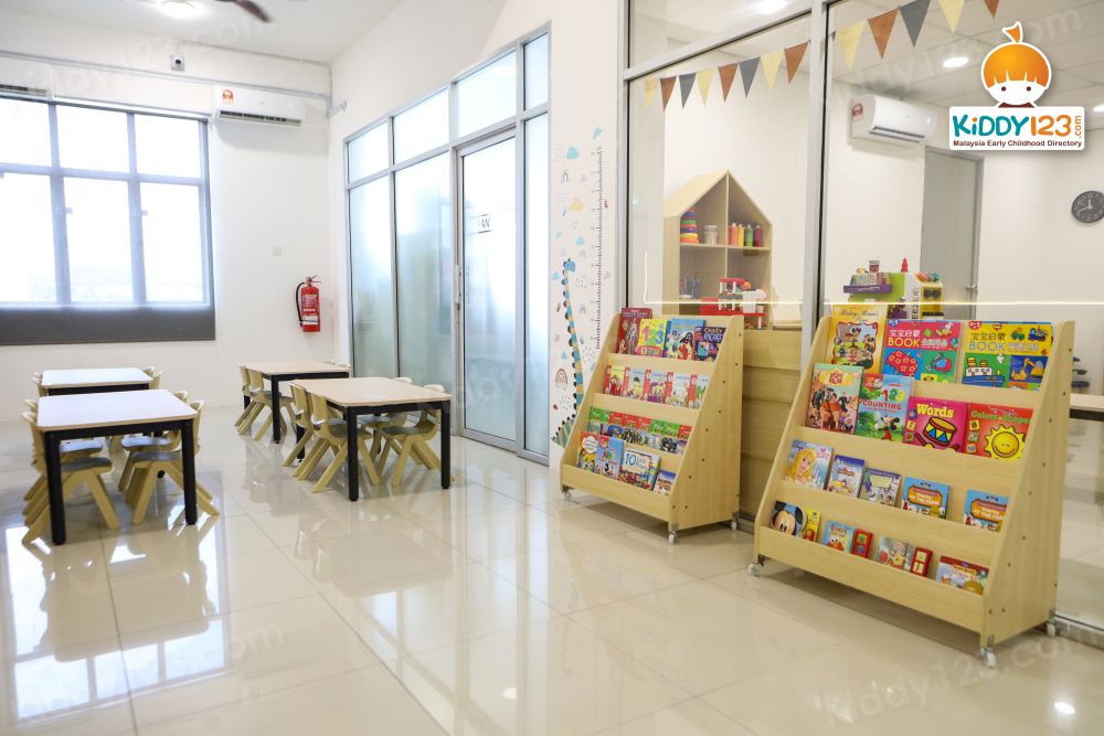 CurioTots, Cheras
