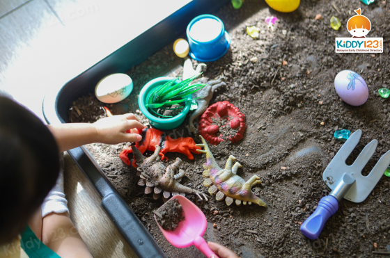 Knowledge Tree+ Montessori Kindergarten, Plaza Arkadia Desa ParkCity