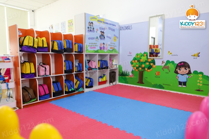 Butterfly Education HQ, Kulai
