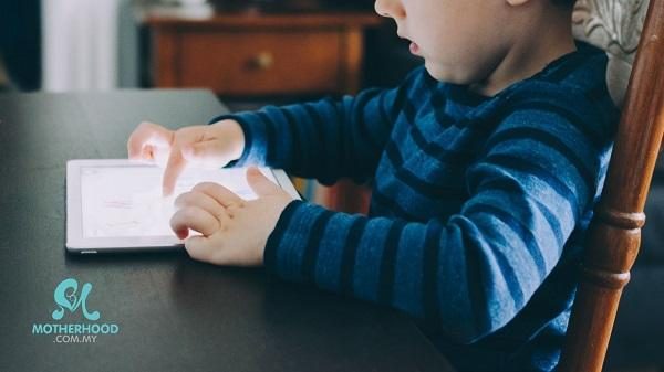 Children Are Losing Their Ability To Hold Pencils Due To Technology
