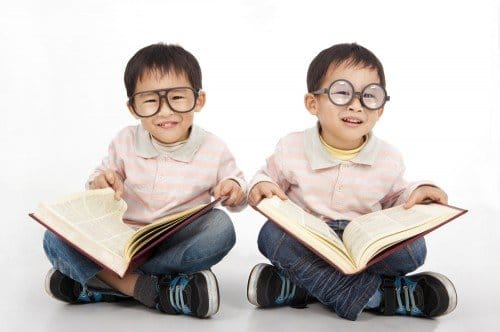9 Ways You Can Implement To Raise A Bilingual Child