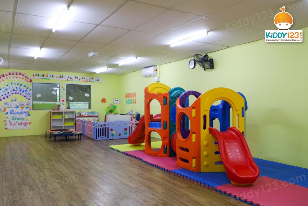 Orange Montessori Kidz, USJ Taipan