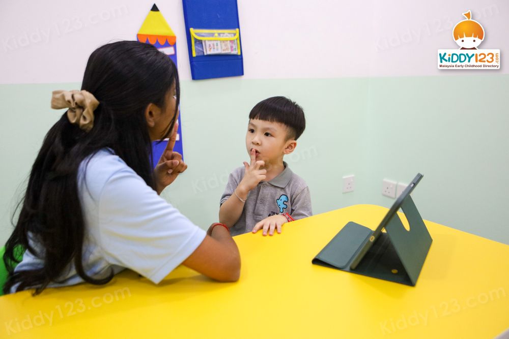 The Integrative Academy, Klang