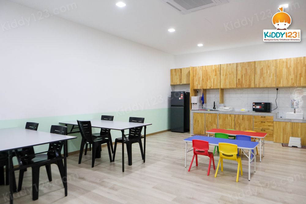 The Integrative Academy, Klang