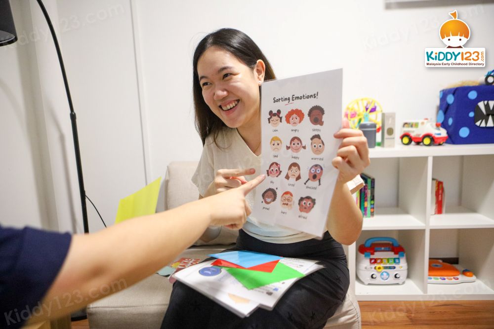 Wee Rays, Mont Kiara