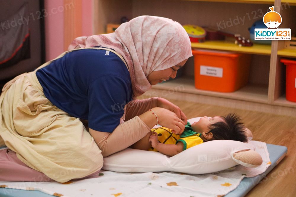 Starriest Baby, Kota Kemuning