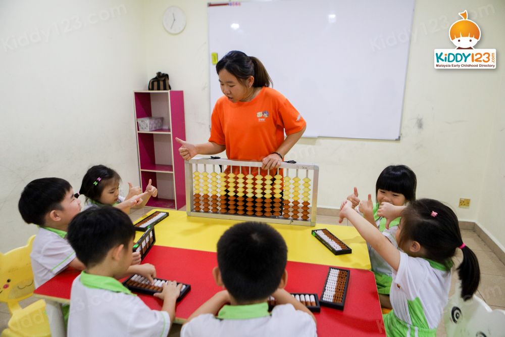 3Q-mrc-junior-kindergarten-taman-maluri