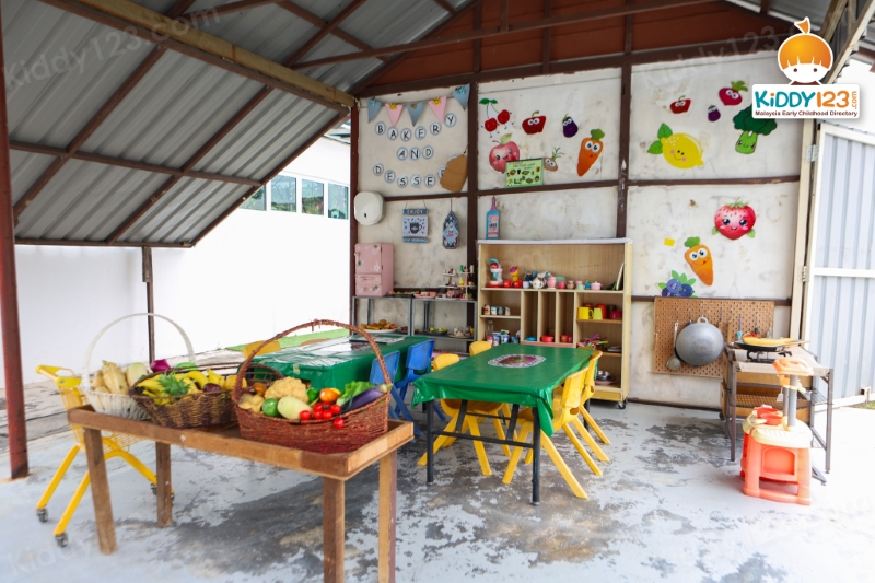 Firefly School (Tadika Empayar Impianku), Subang Bestari