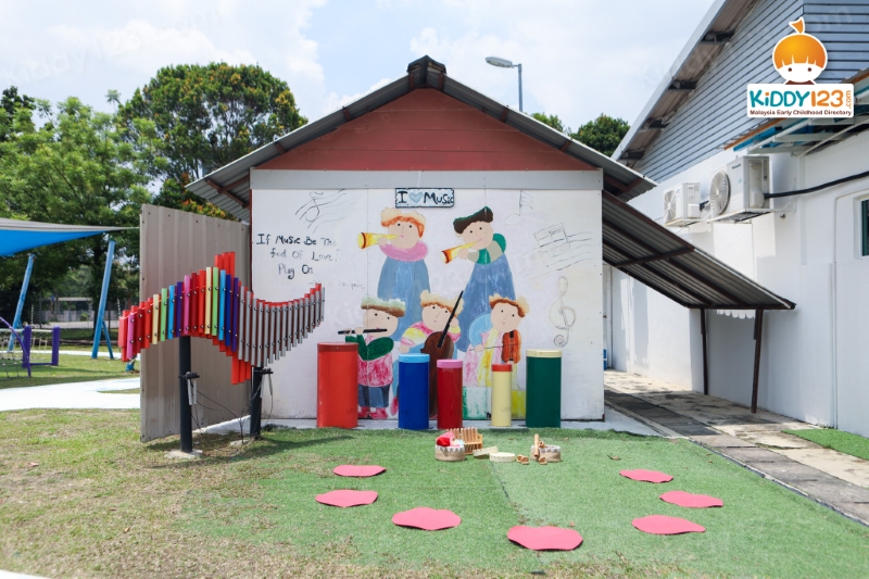 Firefly School (Tadika Empayar Impianku), Subang Bestari